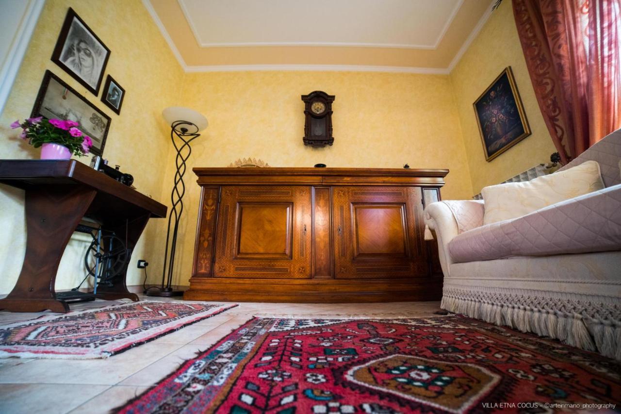 Casa Vacanze Etna Cocus Santa Venerina Exterior foto