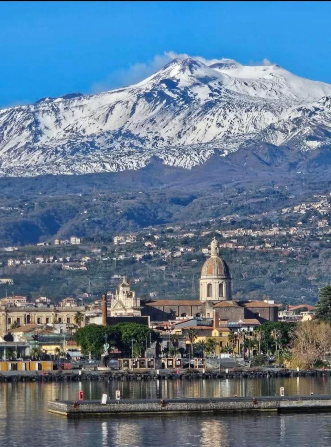 Casa Vacanze Etna Cocus Santa Venerina Exterior foto