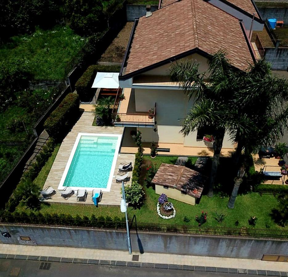 Casa Vacanze Etna Cocus Santa Venerina Exterior foto